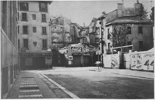 Via Santa Maria Fulcorina verso il crocicchio delle Cinque Vie 1950. (da Milàn l'era inscì).