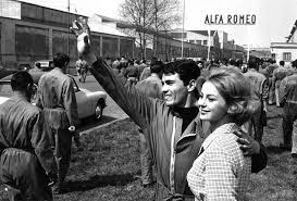Fotogramma delfilm Rocco e i suoi fratelli (regia Luchino Visconti). Stabilimenti Alfa Romeo Portello. Fonte: sito unitremilano.
