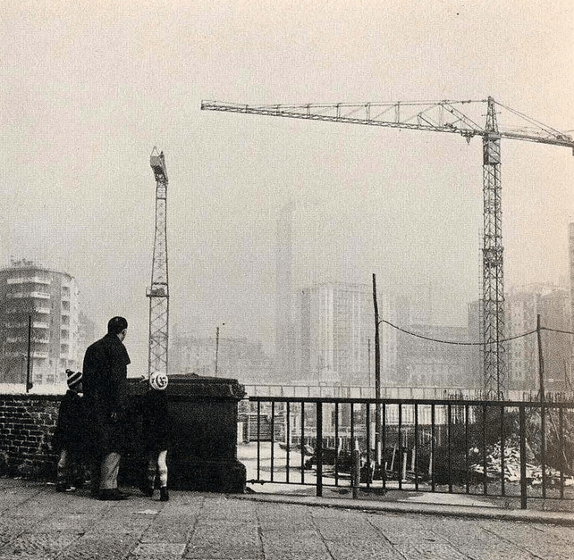 Fine anni '50, Melchiorre Gioia, realizzazione fondamenta del futuro Palazzo del Comune (uno dei grattacieli realizzati insieme al Galfa, Pirelli e Torre Breda)