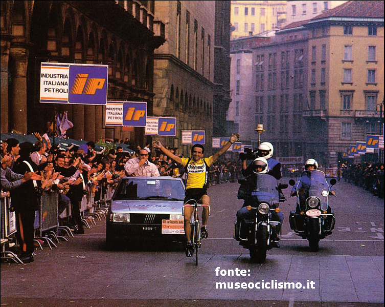 Piazza Duomo-Corso Vittorio Emanuele, 80esima edizione Giro di Lombardia, 1986, Gianbattista Baronchelli.